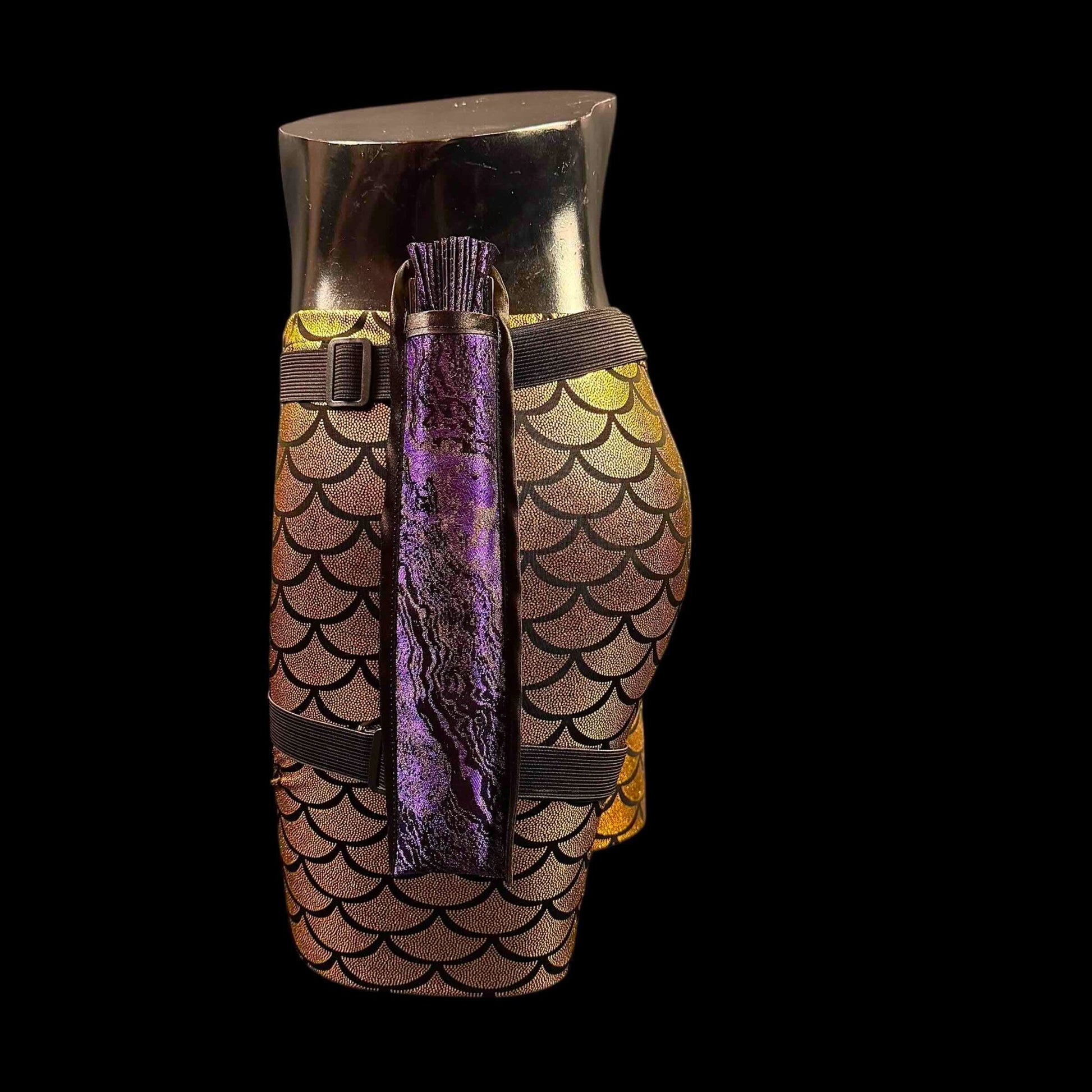 Kleiner 28cm handgefertigter Bambus Rave Fächer mit Holster - Purple gold - Fanmans Fanshop