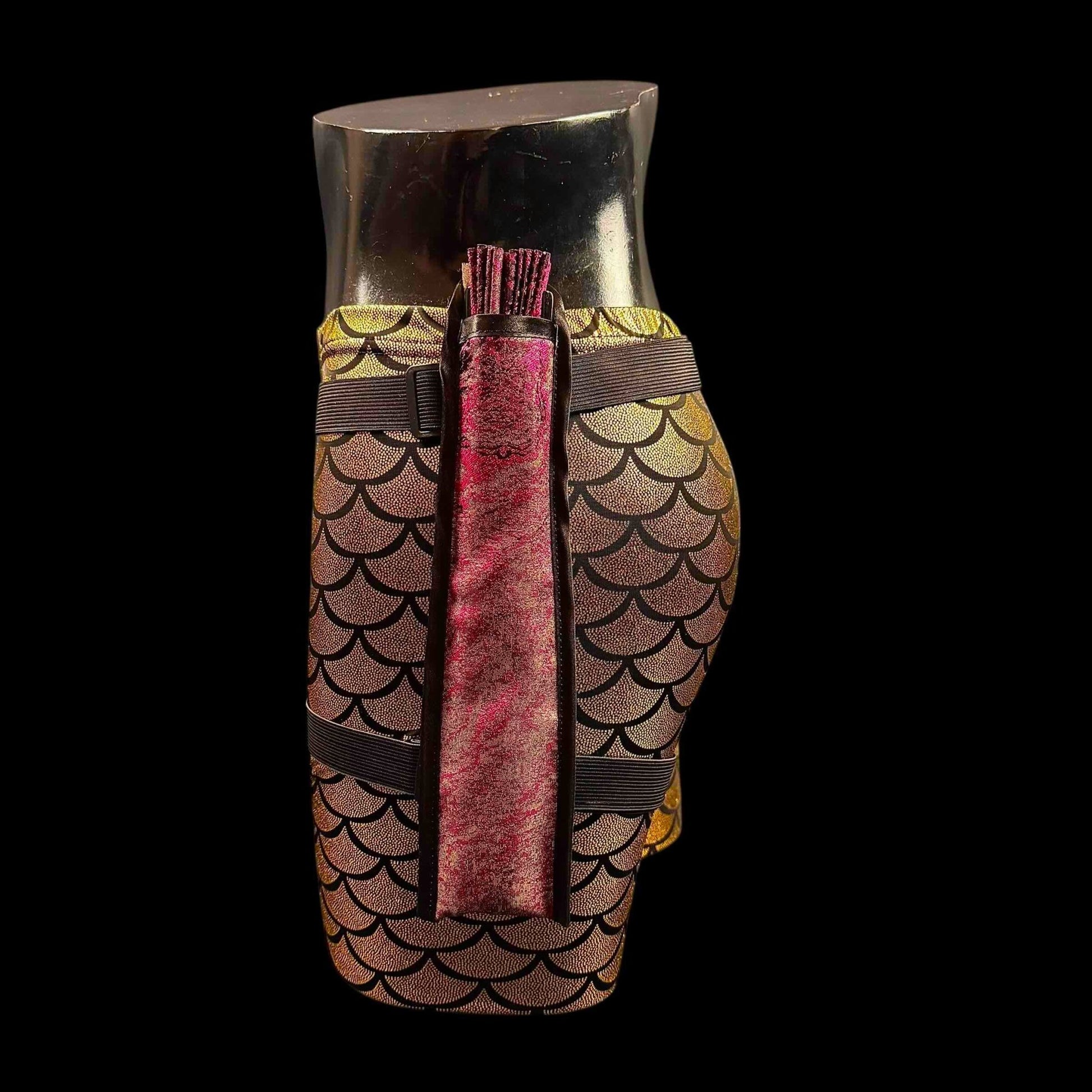 Kleiner 28cm handgefertigter Bambus Rave Fächer mit Holster - Magenta gold - Fanmans Fanshop