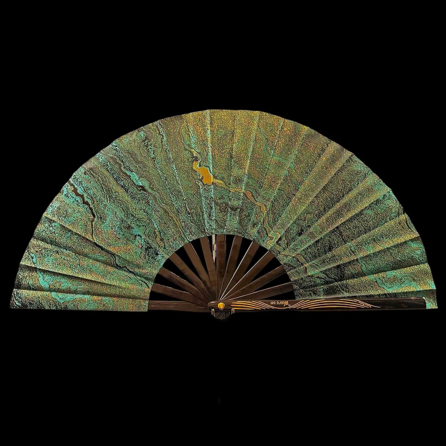Kleiner 28cm handgefertigter Bambus Rave Fächer mit Holster - Grün gold - Fanmans Fanshop